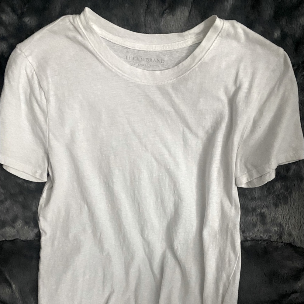 Lucky Brand Classic T shirt